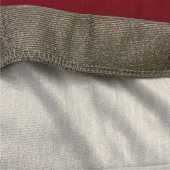 3/$20✨Wild Fable Shimmering Silver Pencil Skirt - Picture 6 of 8